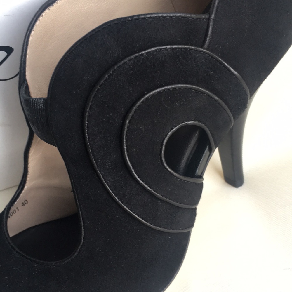 Suede Heels - Picture 3 of 7